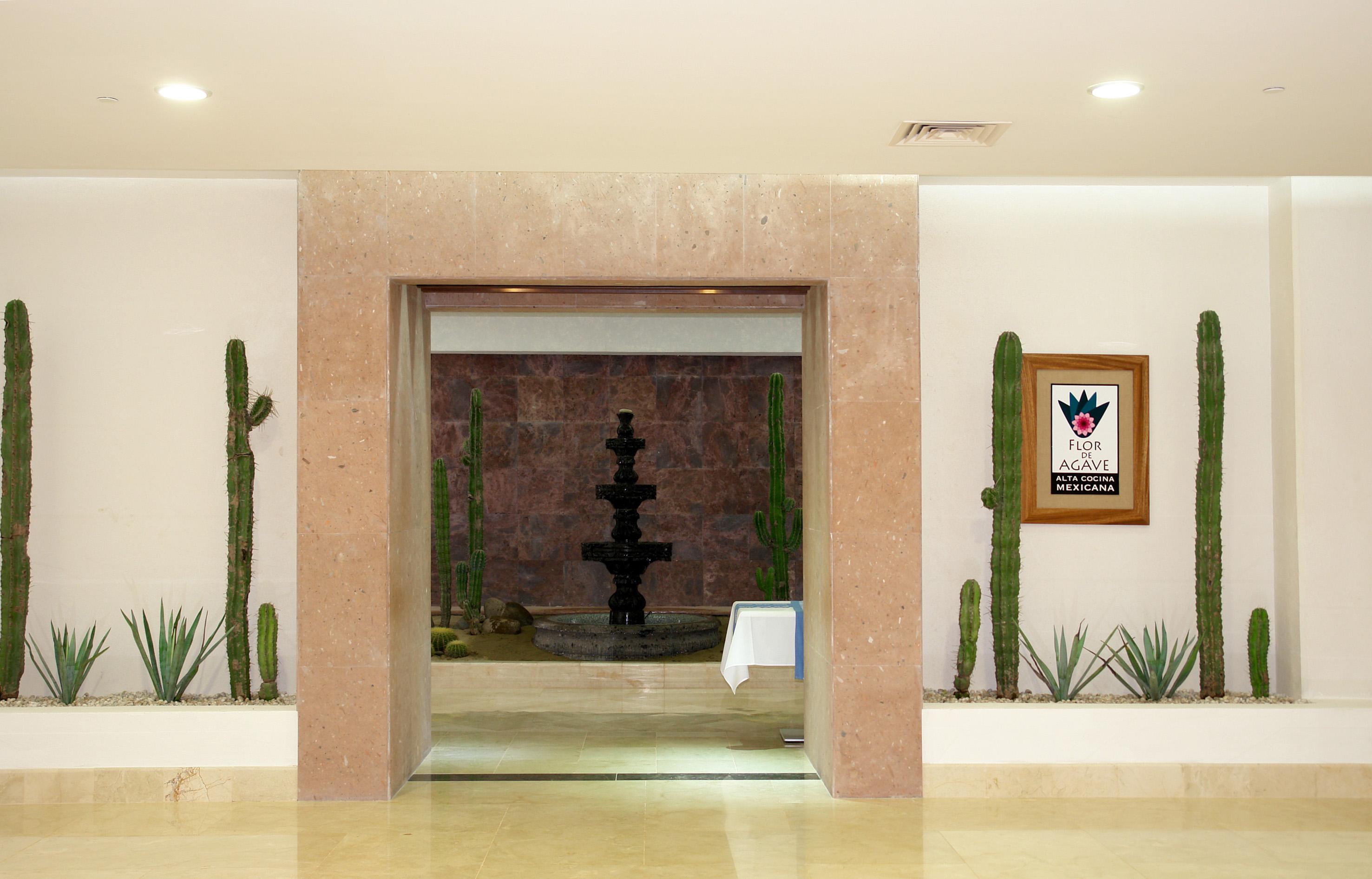 Azul Ixtapa Grand All Inclusive Suites - Spa & Convention Center Luaran gambar Entrance to the hotel