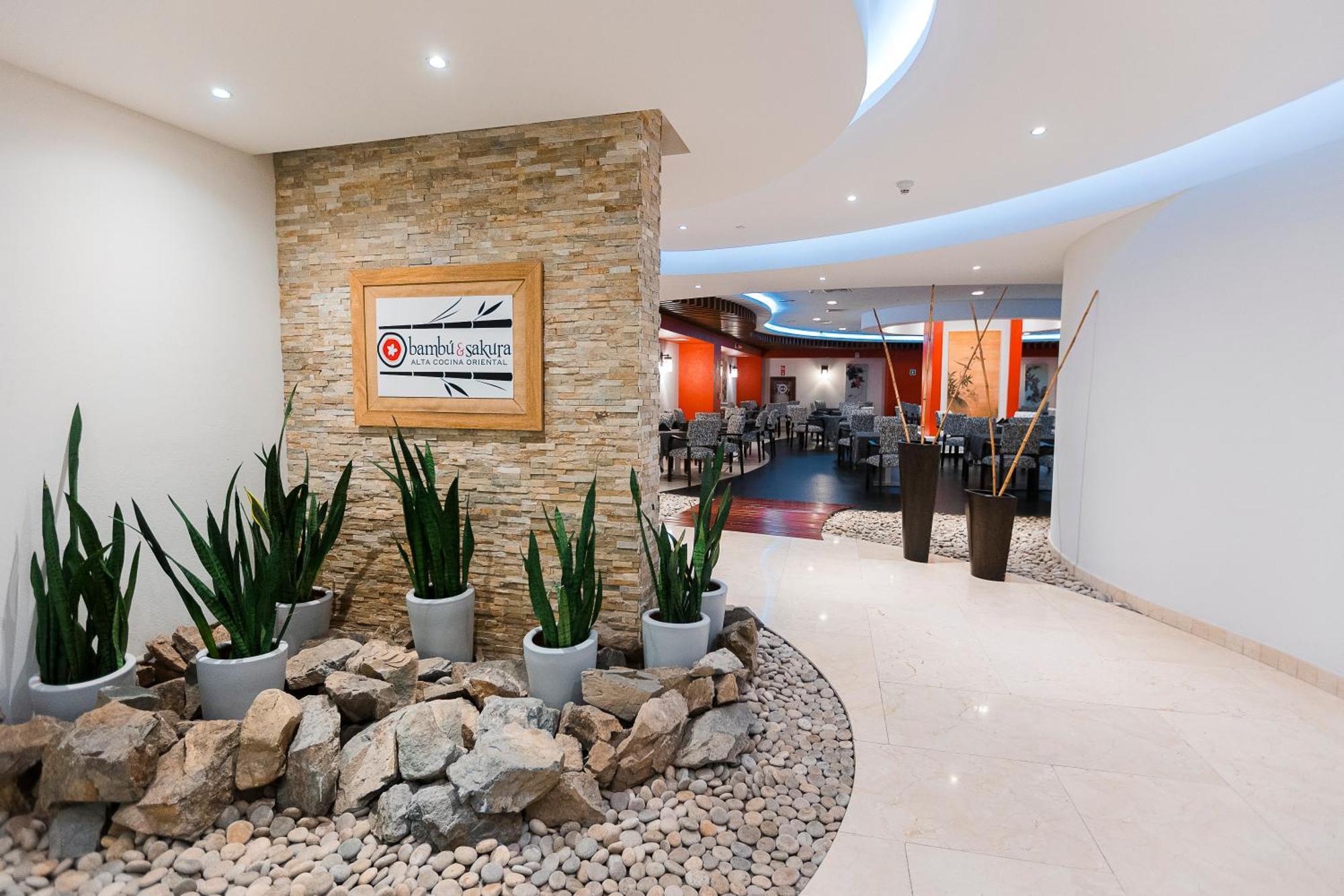 Azul Ixtapa Grand All Inclusive Suites - Spa & Convention Center Luaran gambar The interior of the lounge